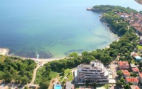 Aparthotel Vris